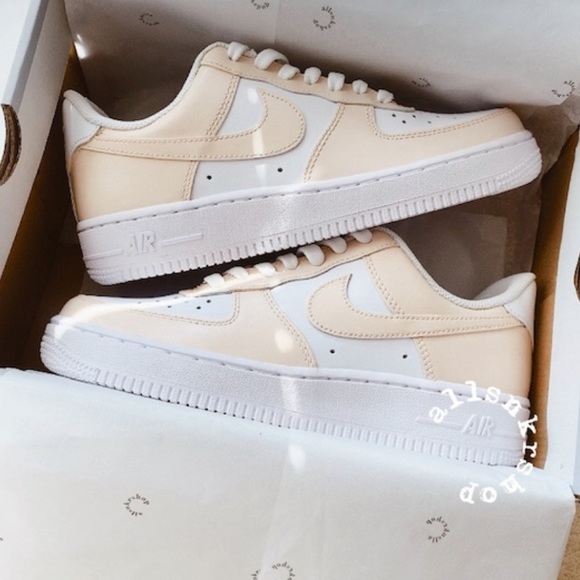 Custom nike air force 1 low light biege - Picture 2 of 2